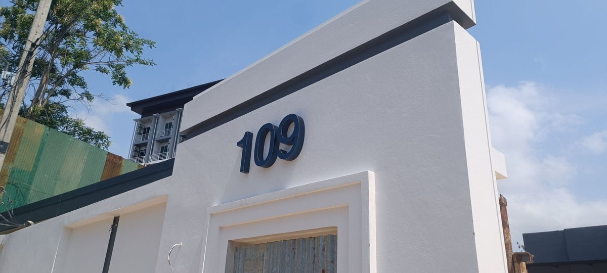 ป้ายสแตนเลสดำ Mirror ดีไซน์หรูหรา เงางาม ทนทาน เหมาะสำหรับป้ายบริษัทและองค์กรธุรกิจ