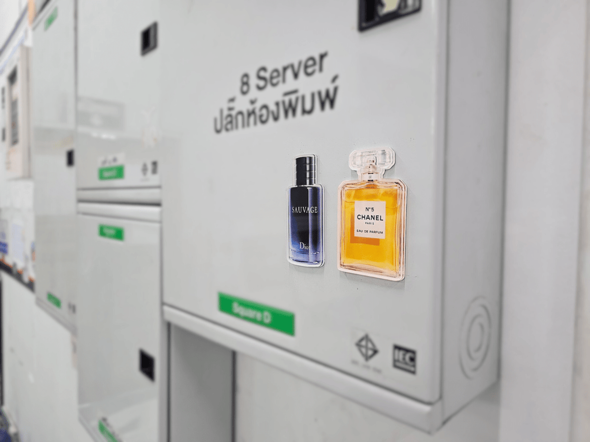 แม่เหล็กอะคริลิค พิมพ์ยูวีคมชัด ใช้ติดตกแต่งหรือเป็นของที่ระลึก เหมาะสำหรับงานโปรโมชัน