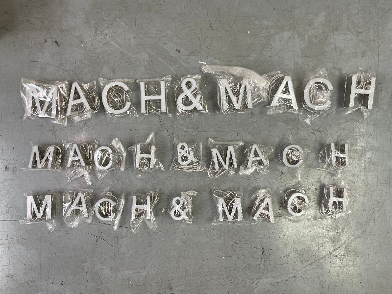 อักษรไม่มีคิ้ว edgeless flush face illuminating channel letter frontlit