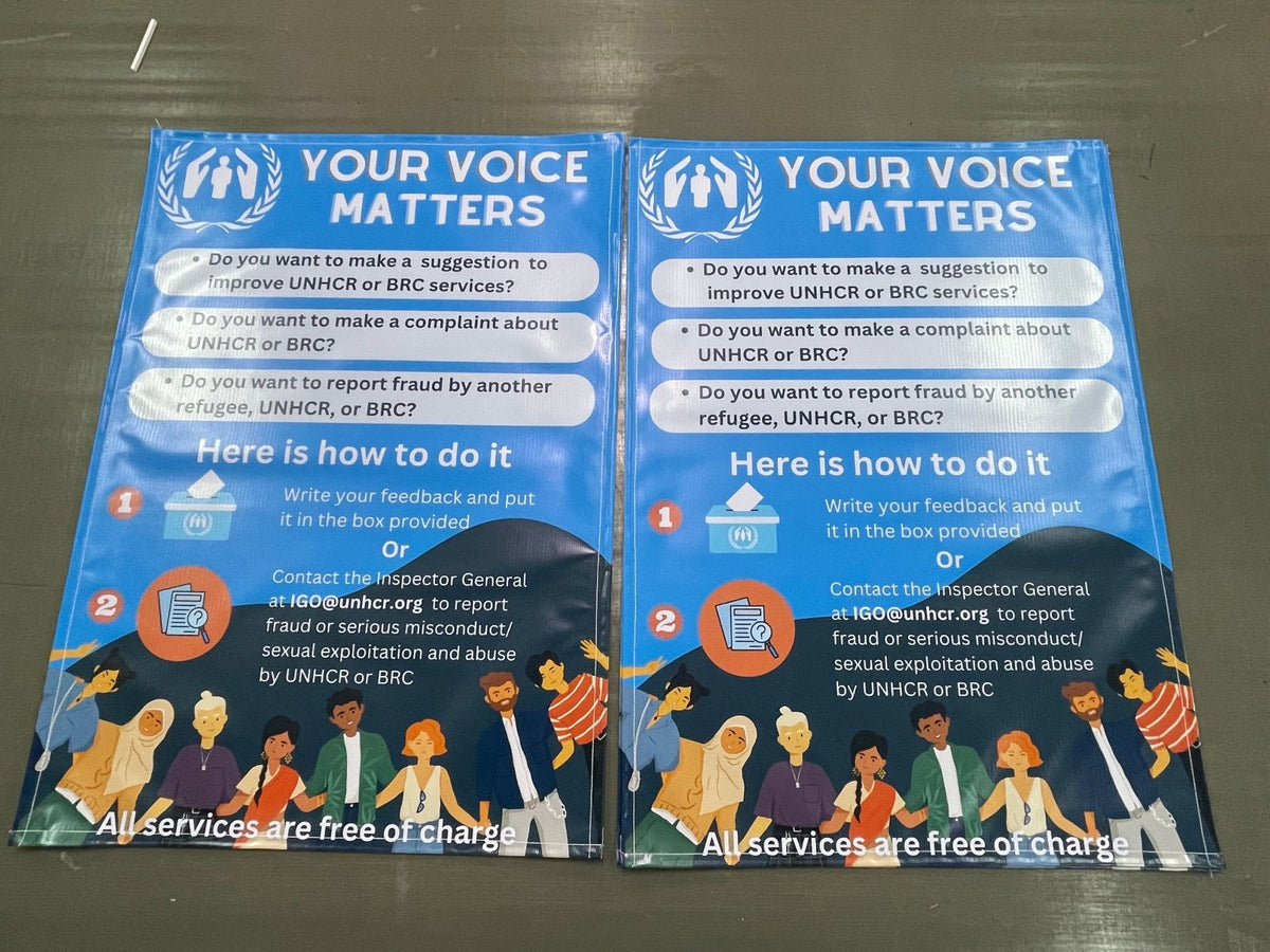 ป้ายไวนิลภาษาอังกฤษ พิมพ์คมชัด ตัวอักษรอ่านง่าย เหมาะสำหรับร้านค้าและธุรกิจต่างประเทศ