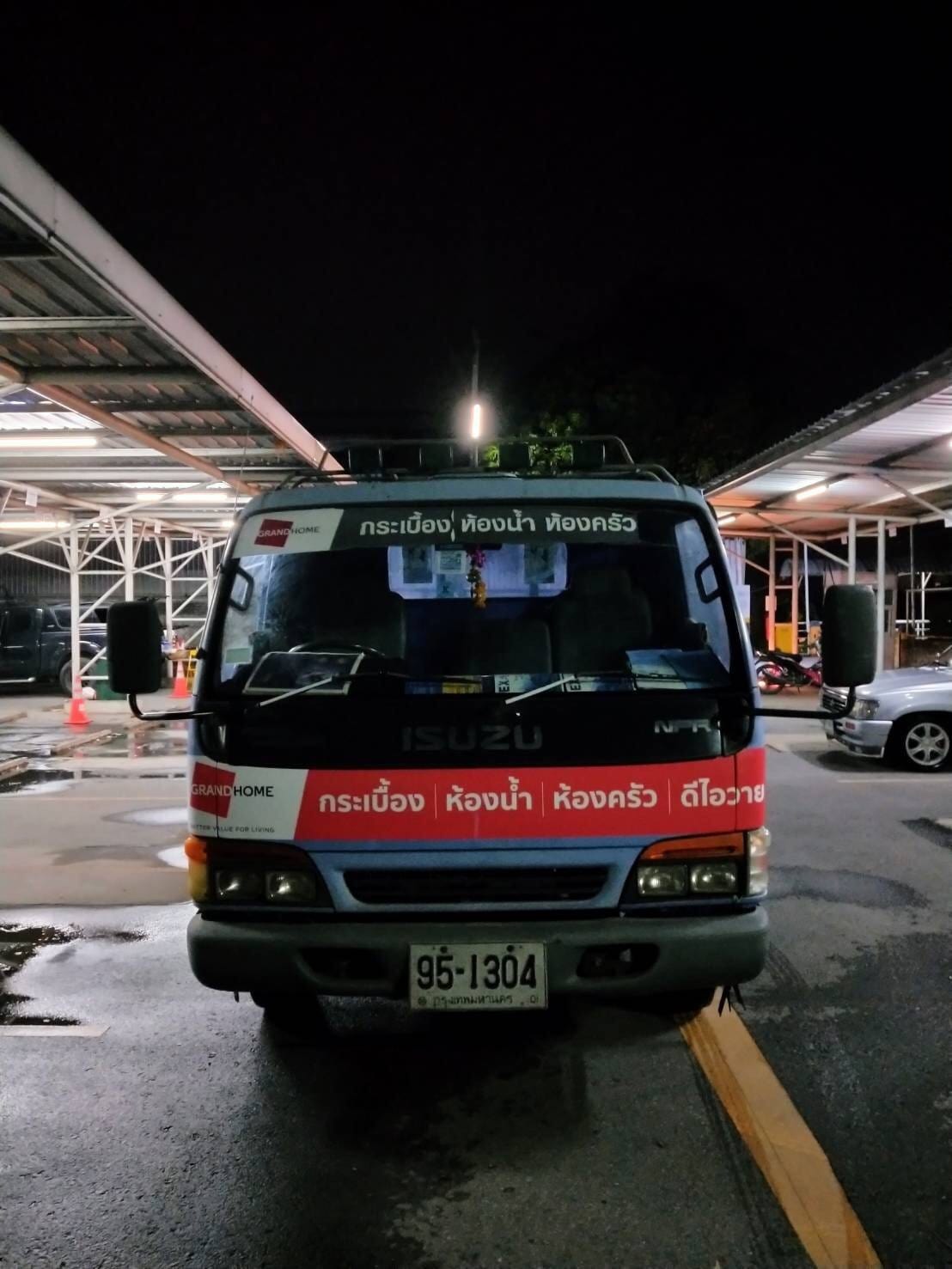 สติ๊กเกอร์ติดรถ Car Wrap แร็ปสติ๊กเกอร์ วัสดุคุณภาพสูง 3M พิมพ์คมชัด ติดทนทาน เหมาะสำหรับโฆษณาและตกแต่งรถทุกประเภท