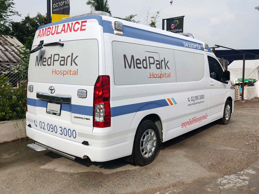 สติ๊กเกอร์ติดรถ Car Wrap แร็ปสติ๊กเกอร์ วัสดุคุณภาพสูง 3M พิมพ์คมชัด ติดทนทาน เหมาะสำหรับโฆษณาและตกแต่งรถทุกประเภท