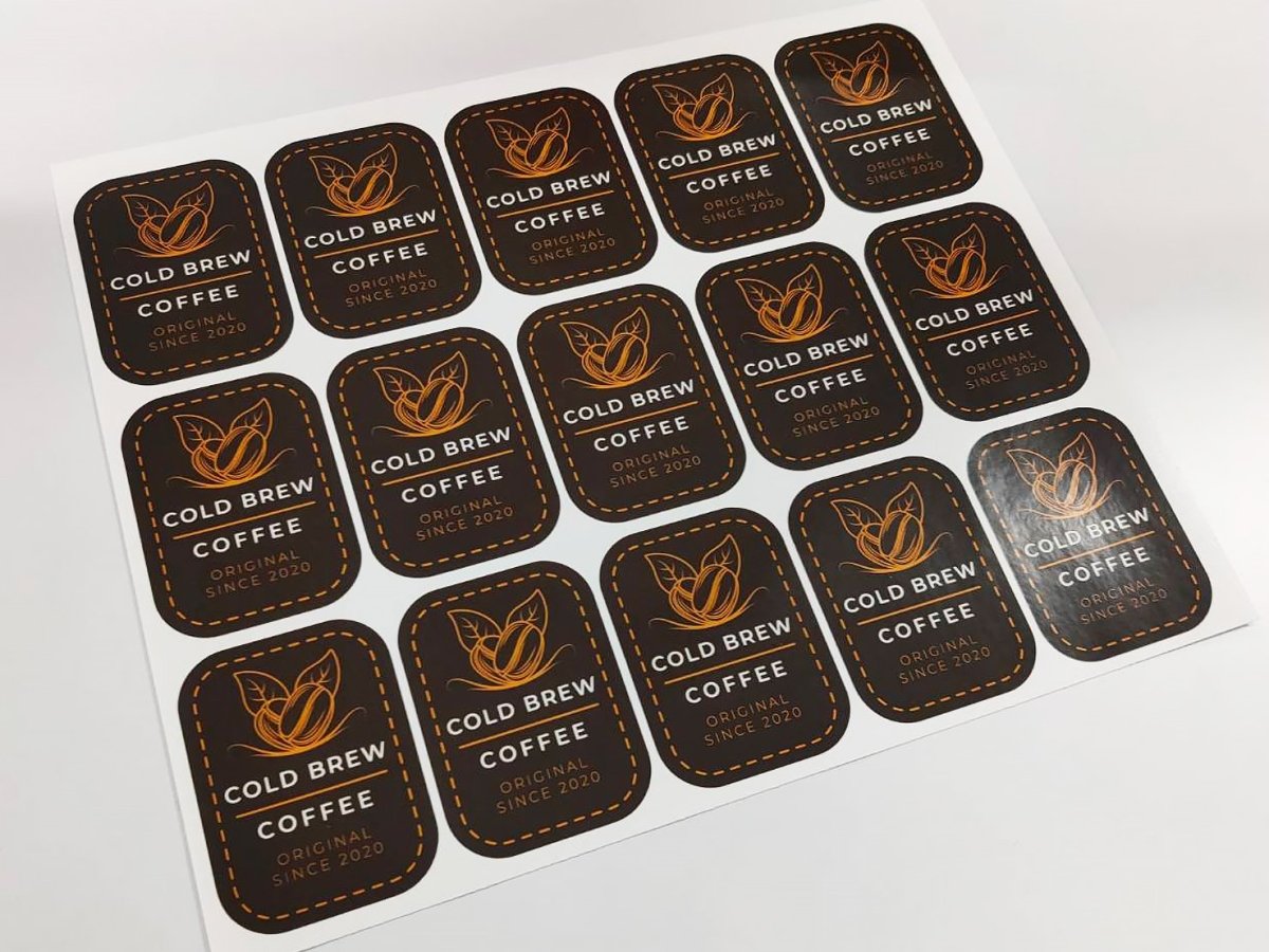 สติ๊กเกอร์ฉลากสินค้าขาวมัน - Octopus Media Solutions