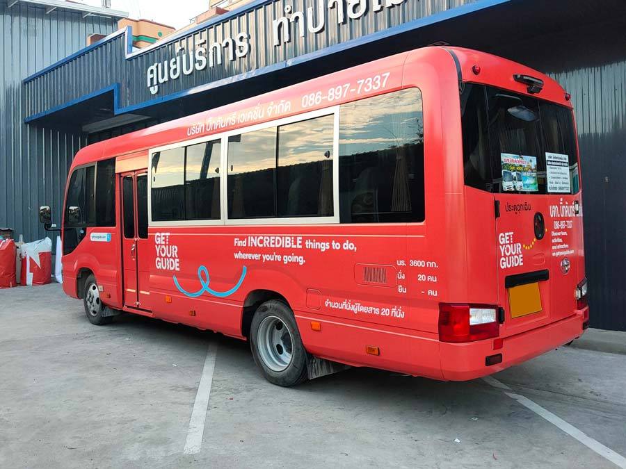 สติ๊กเกอร์ติดรถ Car Wrap แร็ปสติ๊กเกอร์ วัสดุคุณภาพสูง 3M พิมพ์คมชัด ติดทนทาน เหมาะสำหรับโฆษณาและตกแต่งรถทุกประเภท