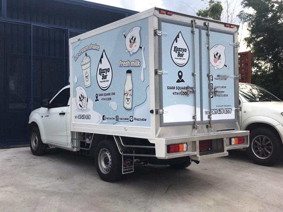 สติ๊กเกอร์ติดรถ Car Wrap แร็ปสติ๊กเกอร์ วัสดุคุณภาพสูง 3M พิมพ์คมชัด ติดทนทาน เหมาะสำหรับโฆษณาและตกแต่งรถทุกประเภท