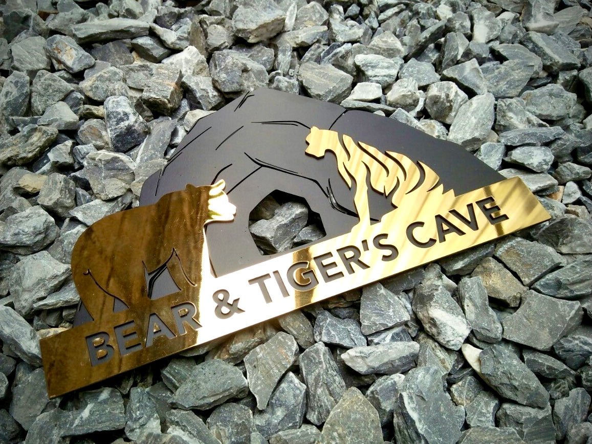 ป้ายประกบ ซ้อนชั้นวัสดุ ดีไซน์สวย พิมพ์คมชัด แข็งแรง เหมาะสำหรับป้ายบริษัท ร้านค้า และงานตกแต่ง