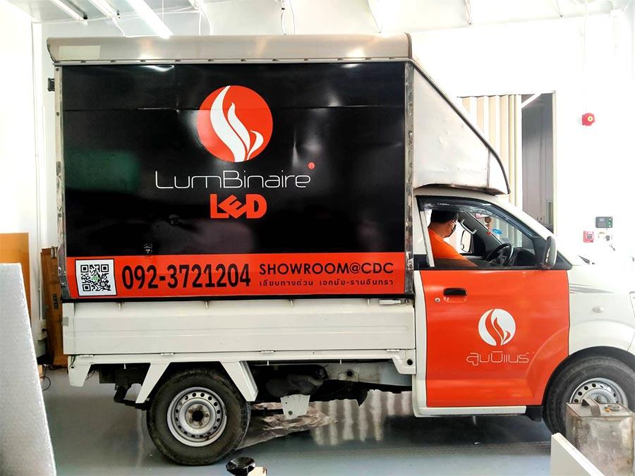 สติ๊กเกอร์ติดรถ Car Wrap แร็ปสติ๊กเกอร์ วัสดุคุณภาพสูง 3M พิมพ์คมชัด ติดทนทาน เหมาะสำหรับโฆษณาและตกแต่งรถทุกประเภท