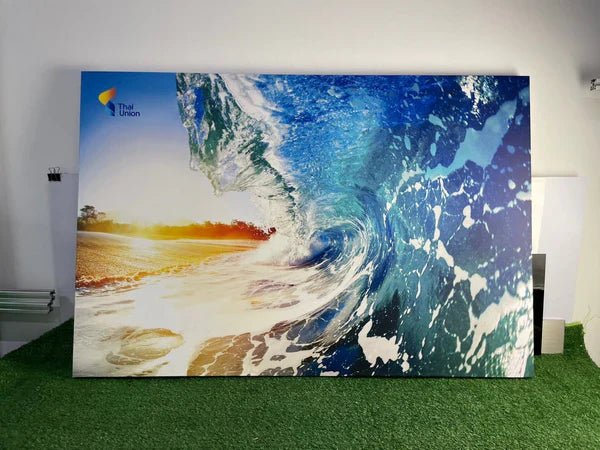 กรอบรูปดีไซน์เรียบหรู ผลิตจากวัสดุคุณภาพ ใช้สำหรับโชว์ภาพถ่าย งานตกแต่งบ้าน และสำนักงาน