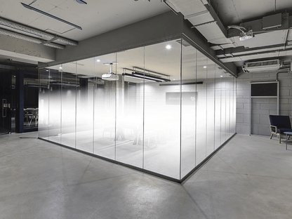 สติ๊กเกอร์ไล่เฉด Gradient Grain Pattern พิมพ์คมชัด เหมาะสำหรับตกแต่งผนัง กระจก และงานดีไซน์