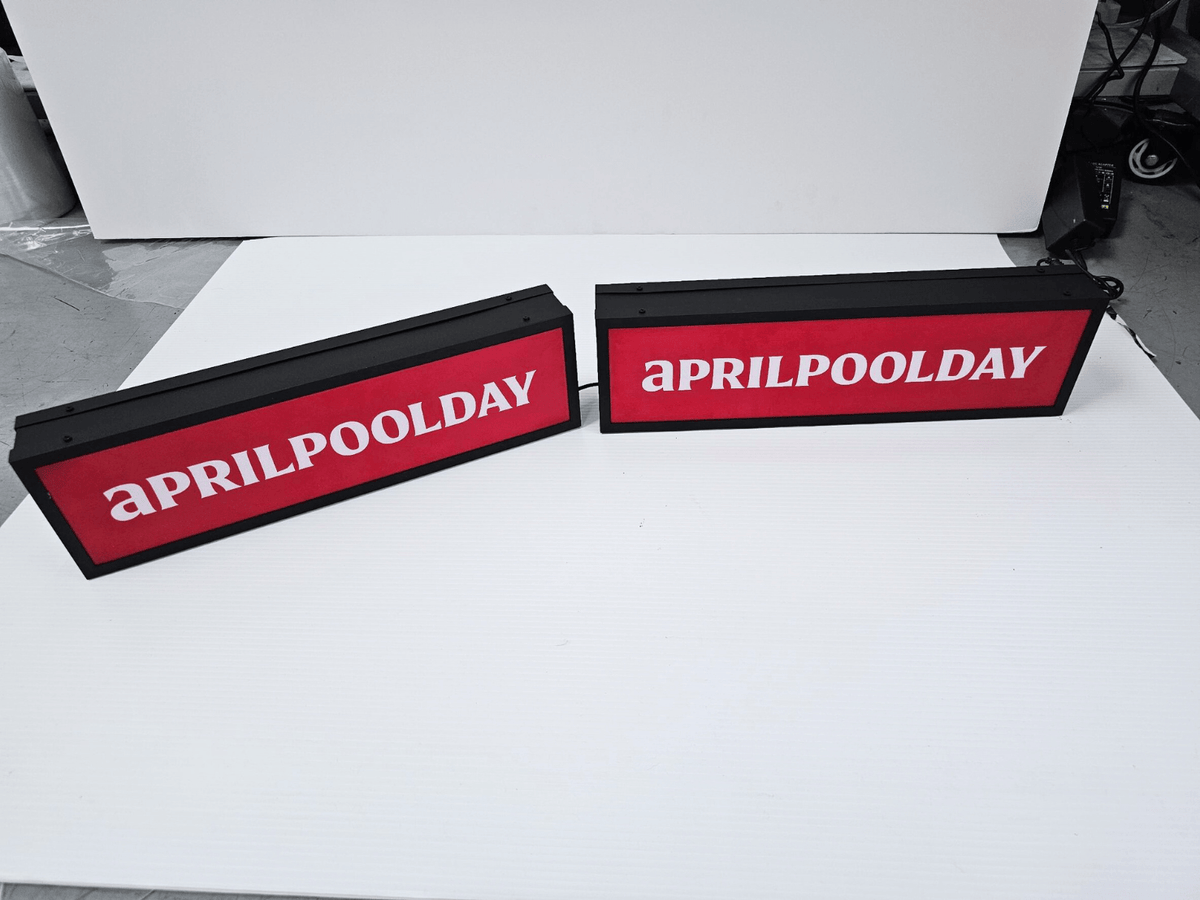 กล่องไฟอะคริลิค ไฟออกรอบป้าย ติดยื่นจากผนัง สว่างชัดเจน เหมาะสำหรับร้านค้าและป้ายหน้าร้าน