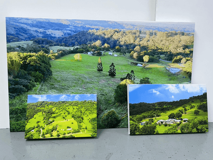 รูปติดผนัง ภาพแคนวาส และรูปกรอบลอย พิมพ์คมชัด สีสวยทนทาน เหมาะสำหรับตกแต่งบ้าน ร้านค้า และออฟฟิศ