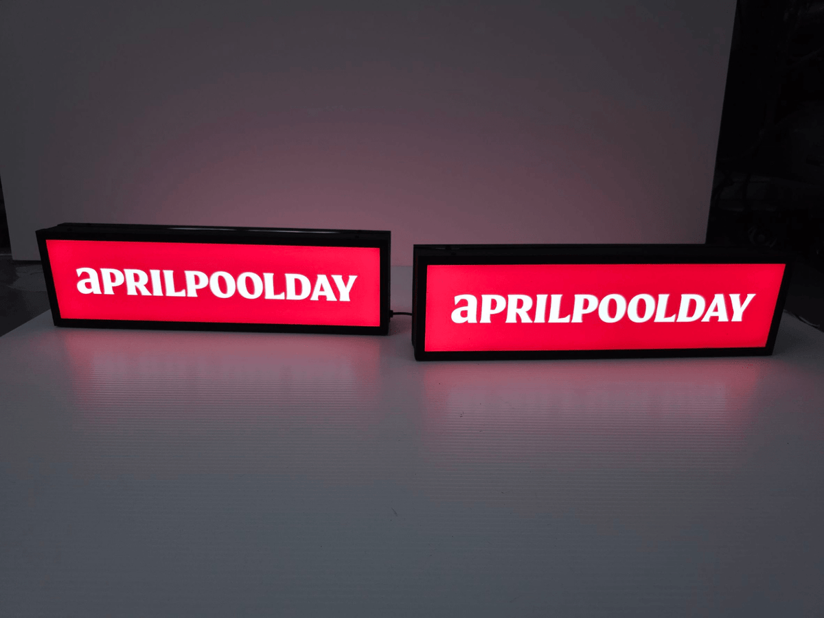 กล่องไฟอะคริลิค ไฟออกรอบป้าย ติดยื่นจากผนัง สว่างชัดเจน เหมาะสำหรับร้านค้าและป้ายหน้าร้าน