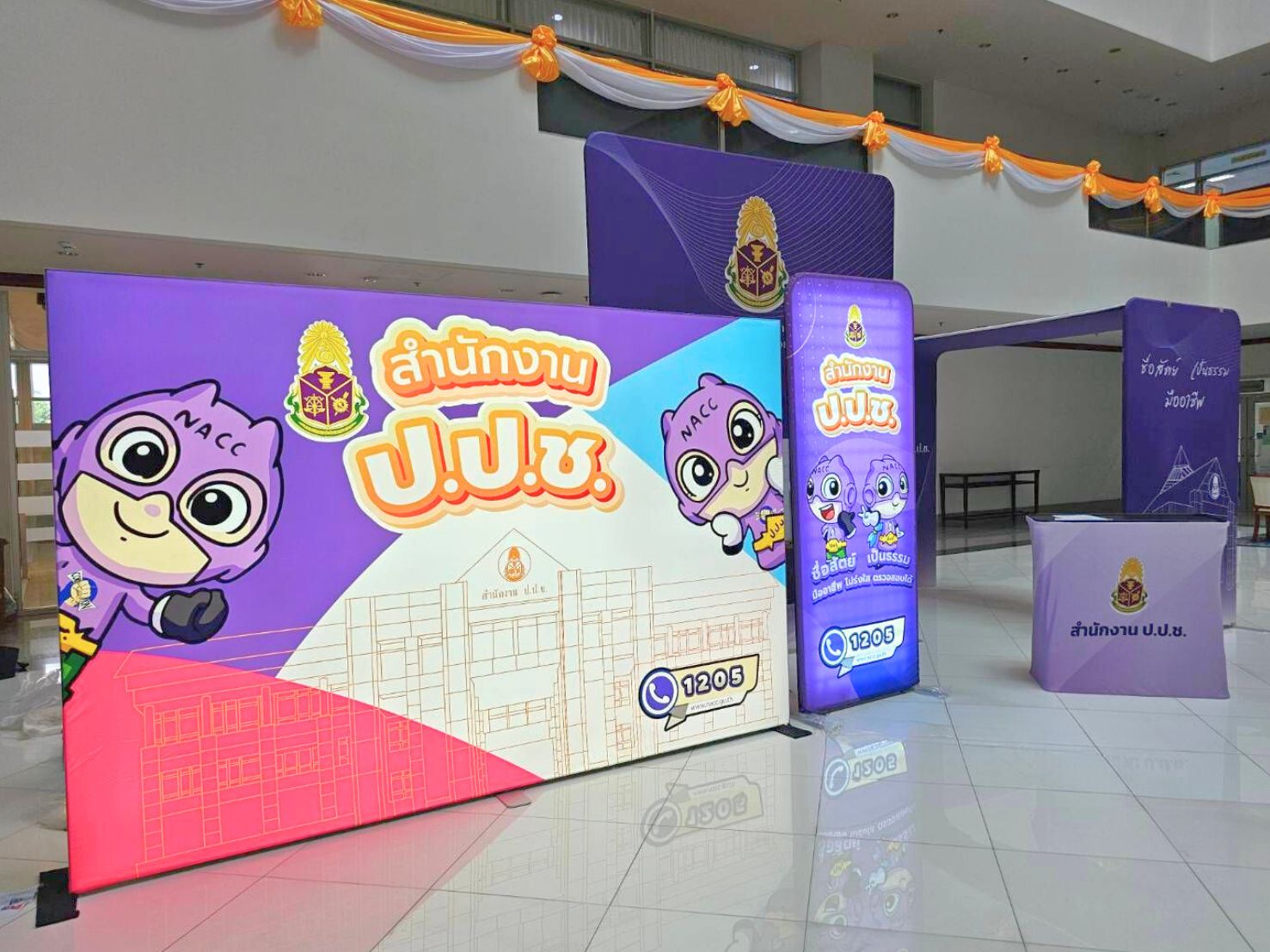 บูธสำเร็จรูป ราคาถูก Booth Solution สำหรับงานออกบูธและอีเวนต์ ดีไซน์สวย พิมพ์คมชัด ติดตั้งง่าย ใช้งานได้ทันที