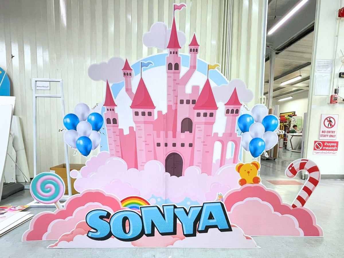 ฉากถ่ายรูปฟิวเจอร์บอร์ด ราคาถูก พิมพ์คมชัด น้ำหนักเบา เหมาะสำหรับงานอีเวนต์และงานแต่งงาน