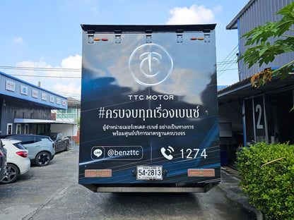 รถกระบะดำเงา TTC Motor โลโก้ สติกเกอร์ไทยด้านหลัง