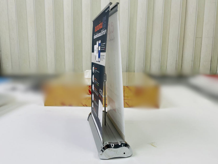 Mini Roll Up โรลอัพขนาดเล็ก น้ำหนักเบา ติดตั้งง่าย เหมาะสำหรับโปรโมชัน ร้านค้า และบูธแสดงสินค้า