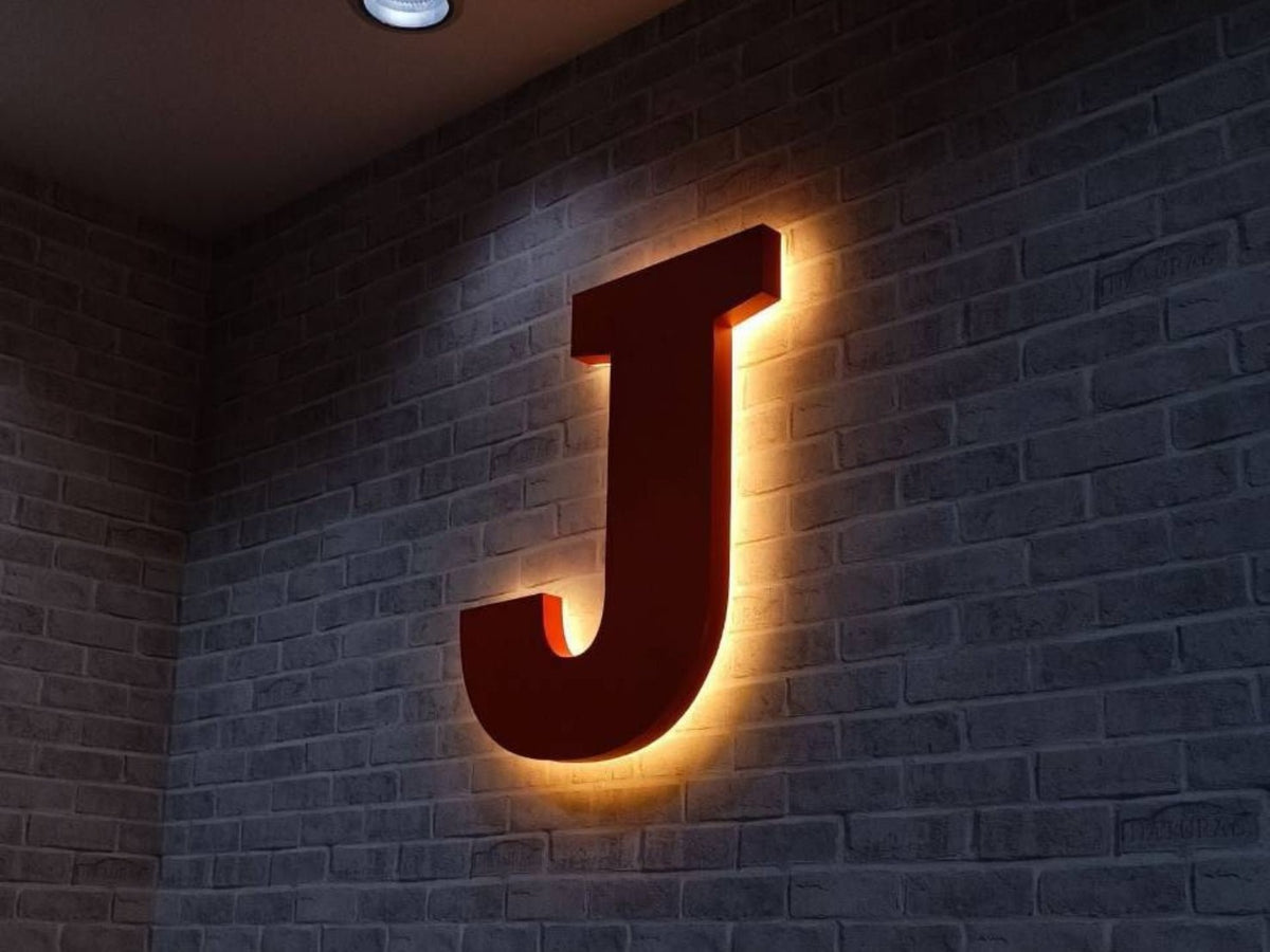 ป้ายบริษัทไฟออกหลัง แสงหรูหรา เด่นชัด เหมาะสำหรับองค์กร บริษัท และอาคารพาณิชย์