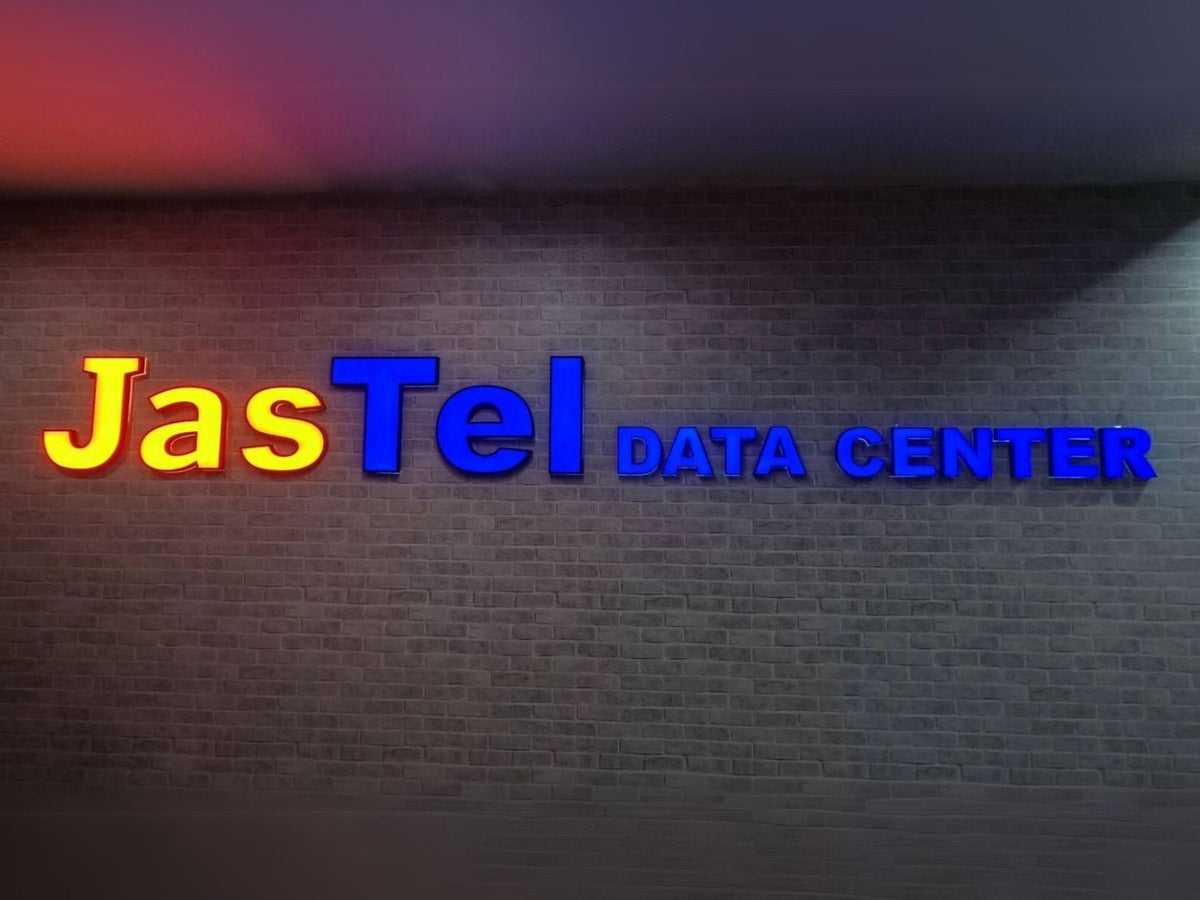 ป้ายบริษัทไฟออกหน้า สว่างชัดเจน ดีไซน์โดดเด่น เหมาะสำหรับองค์กร ร้านค้า และอาคารสำนักงาน
