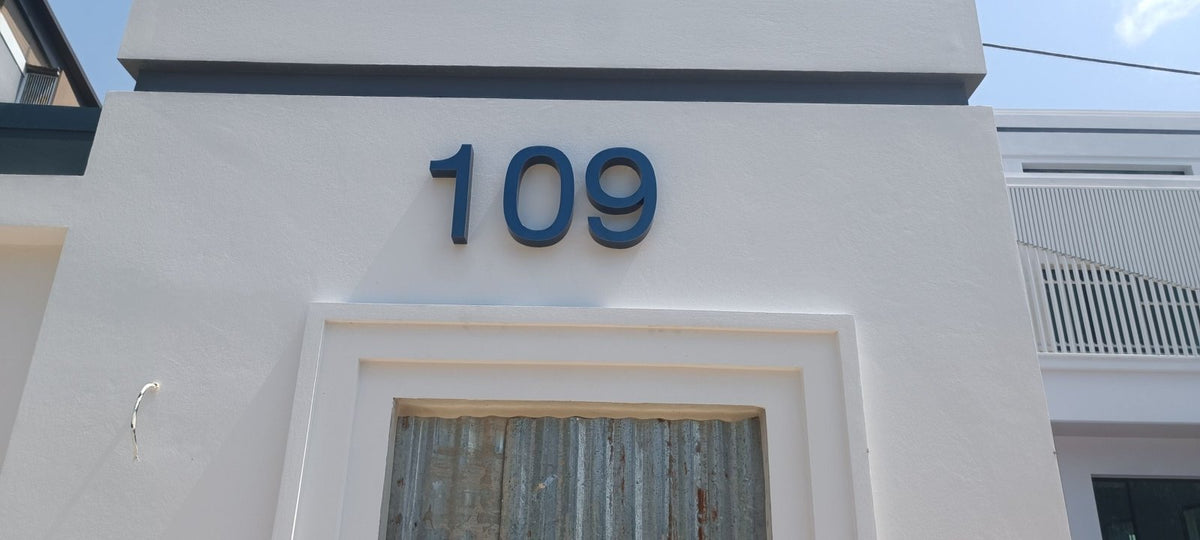 ป้ายสแตนเลสดำ Mirror ดีไซน์หรูหรา เงางาม ทนทาน เหมาะสำหรับป้ายบริษัทและองค์กรธุรกิจ