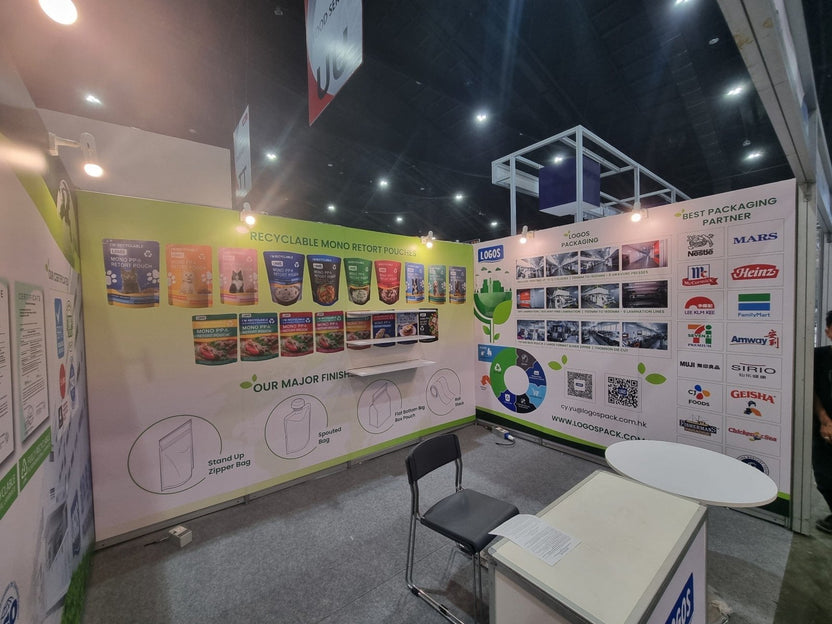 ป้ายโฟมบอร์ดติดผนังบูธงานแสดงสินค้า Expo พิมพ์คมชัด น้ำหนักเบา เหมาะสำหรับงานอีเวนต์