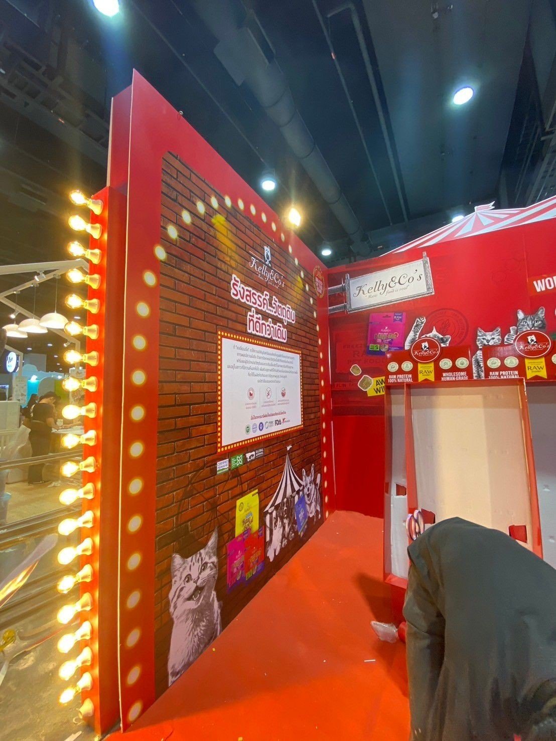 ป้ายโฟมบอร์ดติดผนังบูธงานแสดงสินค้า Expo พิมพ์คมชัด น้ำหนักเบา เหมาะสำหรับงานอีเวนต์