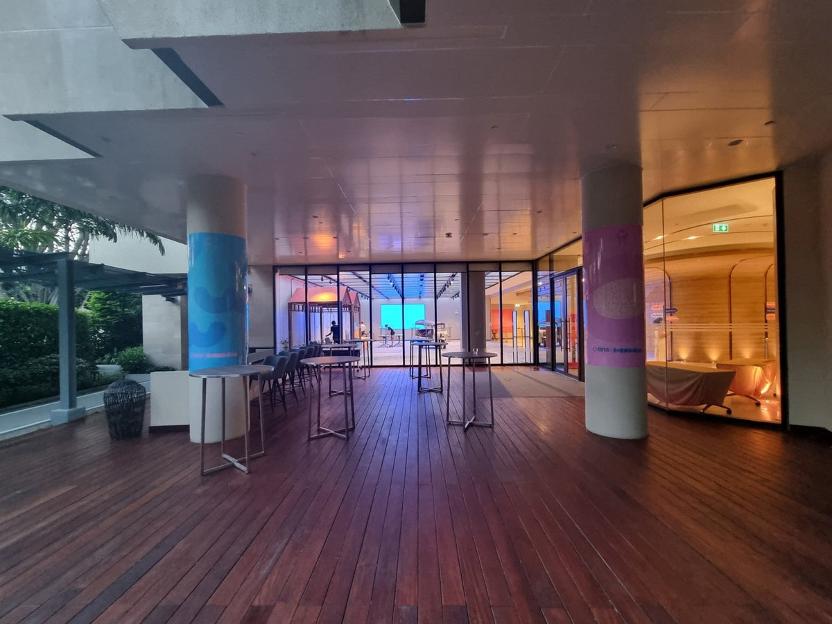 สติ๊กเกอร์ติดเสาอาคาร เสาปูน เสาคอนกรีต พิมพ์คมชัด ทนแดดฝน เหมาะสำหรับประชาสัมพันธ์และโฆษณา