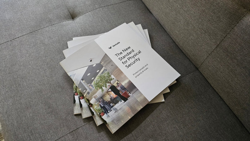 หนังสือโบรชัวร์