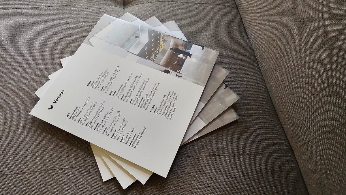 หนังสือโบรชัวร์