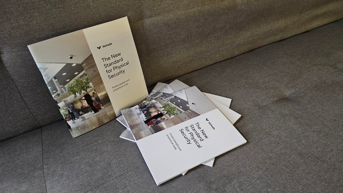 หนังสือโบรชัวร์