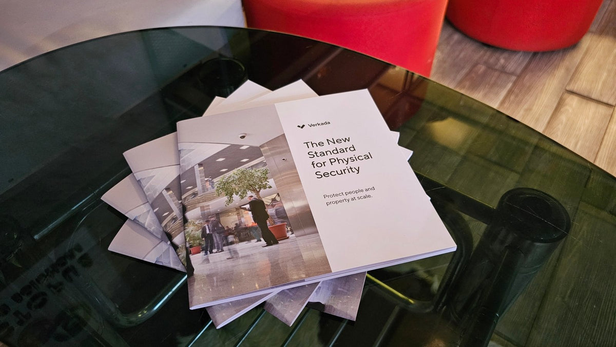 หนังสือโบรชัวร์