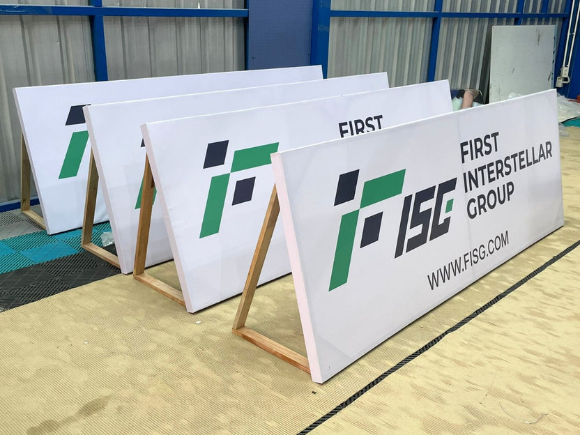 ป้ายไวนิล ขึงโครงไม้ | ปรับตามขนาดและน้ำหนักป้าย งานภายนอก: แนะนำทาเคลือบไม้กันชื้น — รับทำครบวงจร