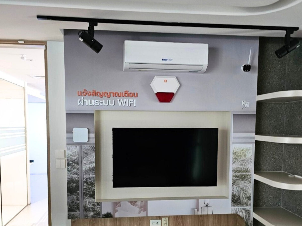 สติ๊กเกอร์ทึบแสง พิมพ์คมชัด กันแสง เหมาะสำหรับปิดบังพื้นที่ และงานโฆษณากลางแจ้ง