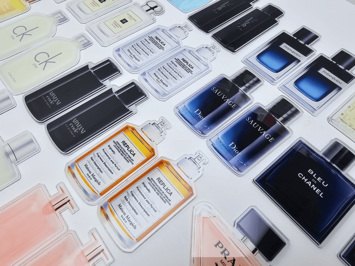 แม่เหล็กอะคริลิค พิมพ์ยูวีคมชัด ใช้ติดตกแต่งหรือเป็นของที่ระลึก เหมาะสำหรับงานโปรโมชัน