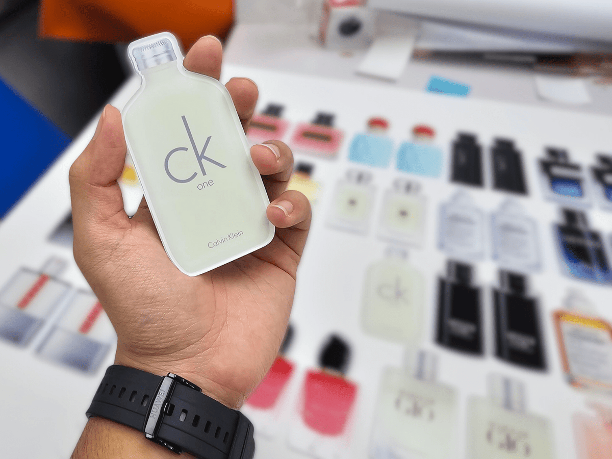 แม่เหล็กอะคริลิค พิมพ์ยูวีคมชัด ใช้ติดตกแต่งหรือเป็นของที่ระลึก เหมาะสำหรับงานโปรโมชัน