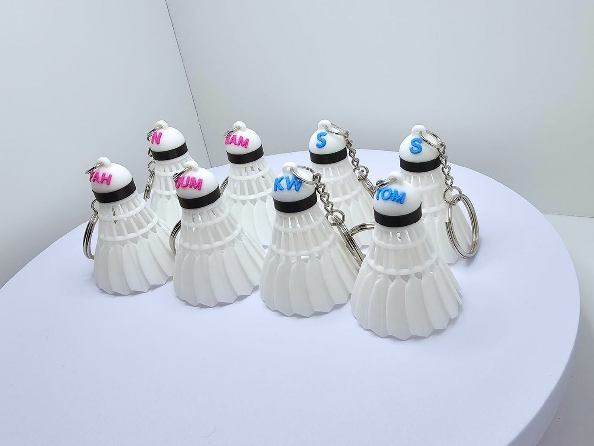 พวงกุญแจลูกแบดไก่ 3D สลักชื่อ