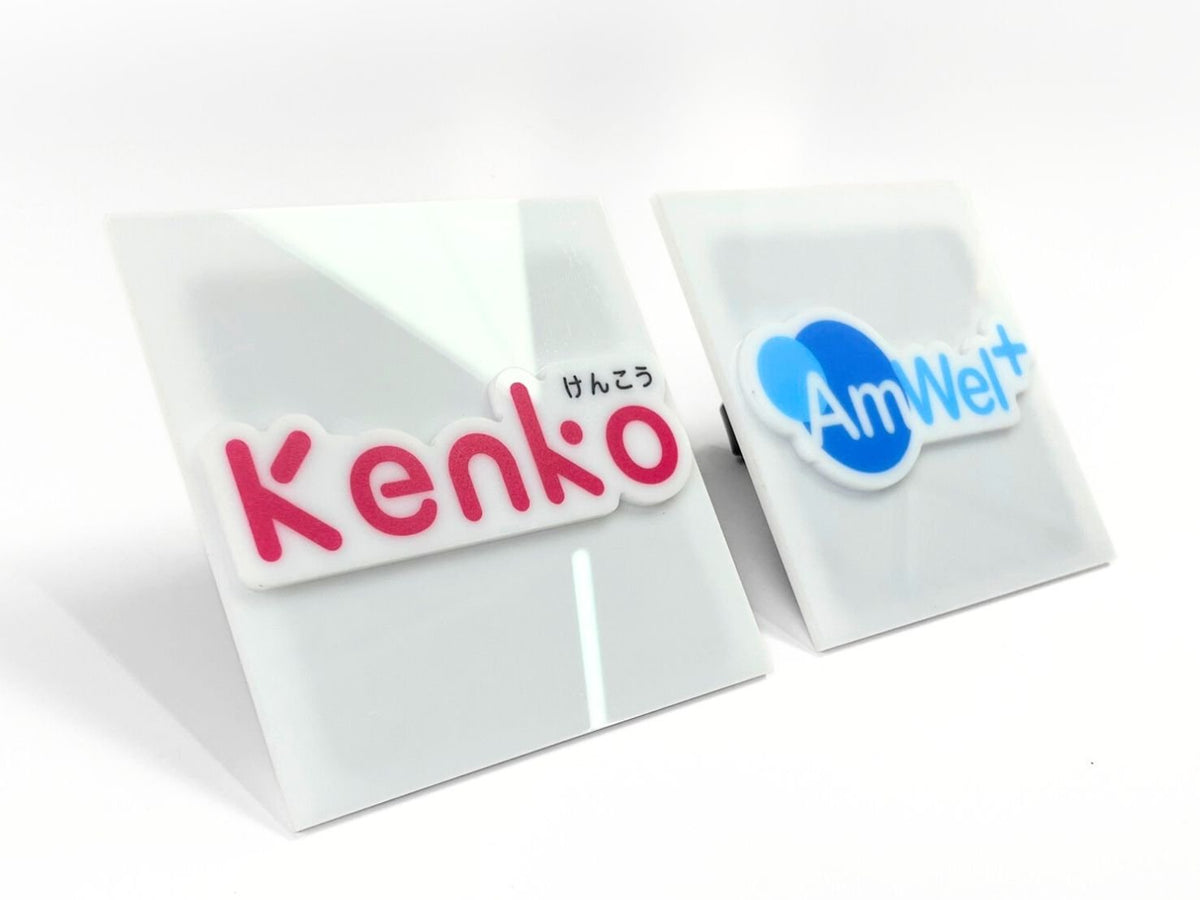 ป้ายไมค์ โลโก้ไมค์ และป้ายหัวไมค์ พิมพ์คมชัด ดีไซน์สวย เหมาะสำหรับงานอีเวนต์ สื่อประชาสัมพันธ์ รายการทีวี และงานโปรโมชัน