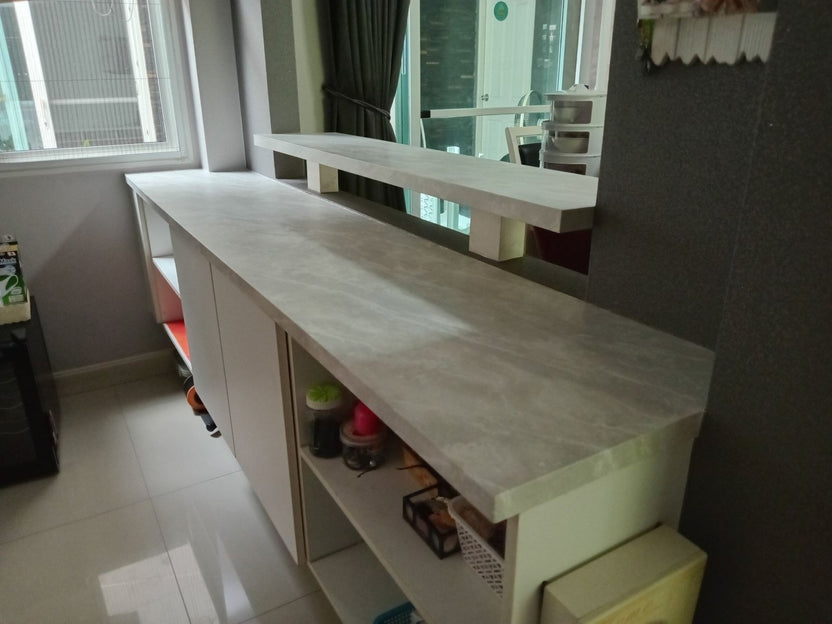 เคาน์เตอร์หินอ่อนขาวดีไซน์โมเดิร์นชั้นวางใต้