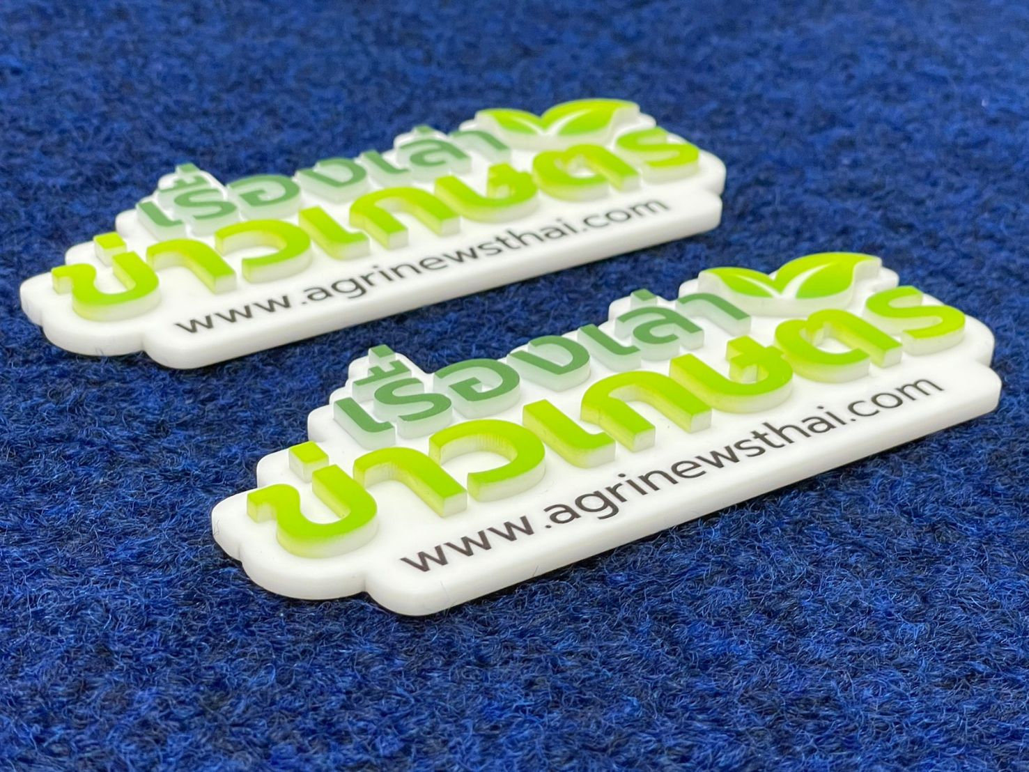 Microphone Logo Plates & Mic Badge Signs
