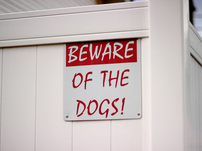 ป้ายระวังสุนัขดุ ตัวอักษรชัดเจน เหมาะสำหรับบ้านพัก ออฟฟิศ และสถานที่ส่วนบุคคล