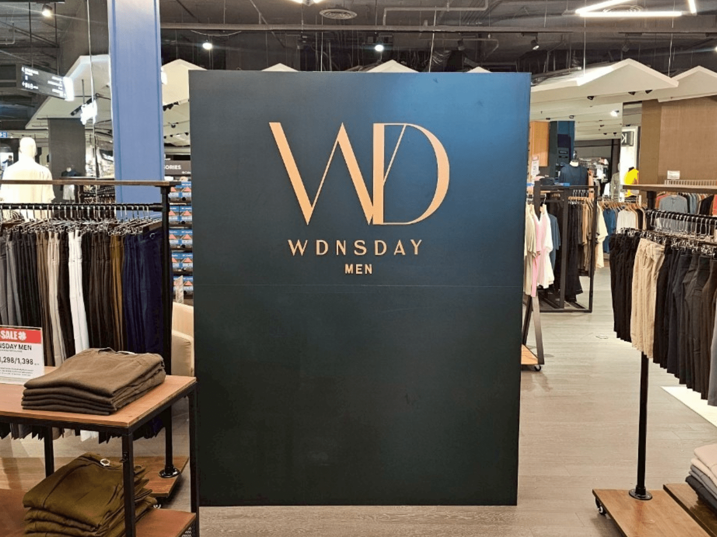 Backdrop ไม้ แบคดรอปโครงไม้ ใช้เป็นฉากเวทีและฉากถ่ายภาพ ดีไซน์แข็งแรง สวยงาม เหมาะสำหรับงานอีเวนต์และงานแต่งงาน