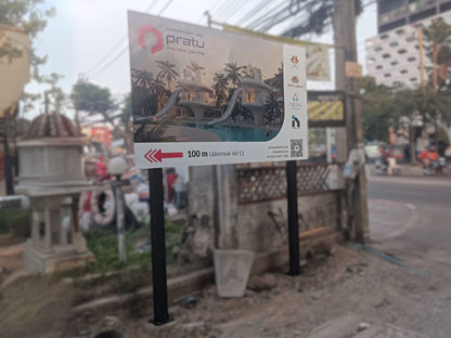 ป้ายเสาคู่ ดีไซน์แข็งแรง ทนทาน เหมาะสำหรับป้ายโครงการ ป้ายหมู่บ้าน และป้ายองค์กร