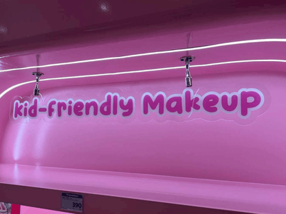 ป้ายแขวนลวดสลิง กรอบอะคริลิคแขวน