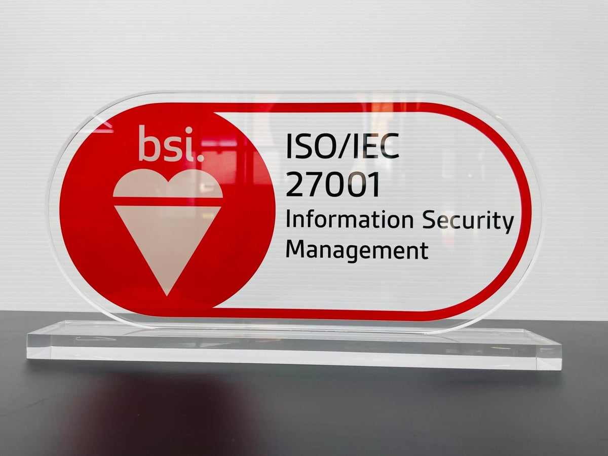 โล่รางวัล Acrylic Trophy Award อะคริลิคใส พิมพ์คมชัด ดีไซน์หรูหรา เหมาะสำหรับงานมอบรางวัล เกียรติยศ การแข่งขัน และงานองค์กร