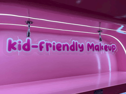 ป้ายแขวนลวดสลิง กรอบอะคริลิคแขวน