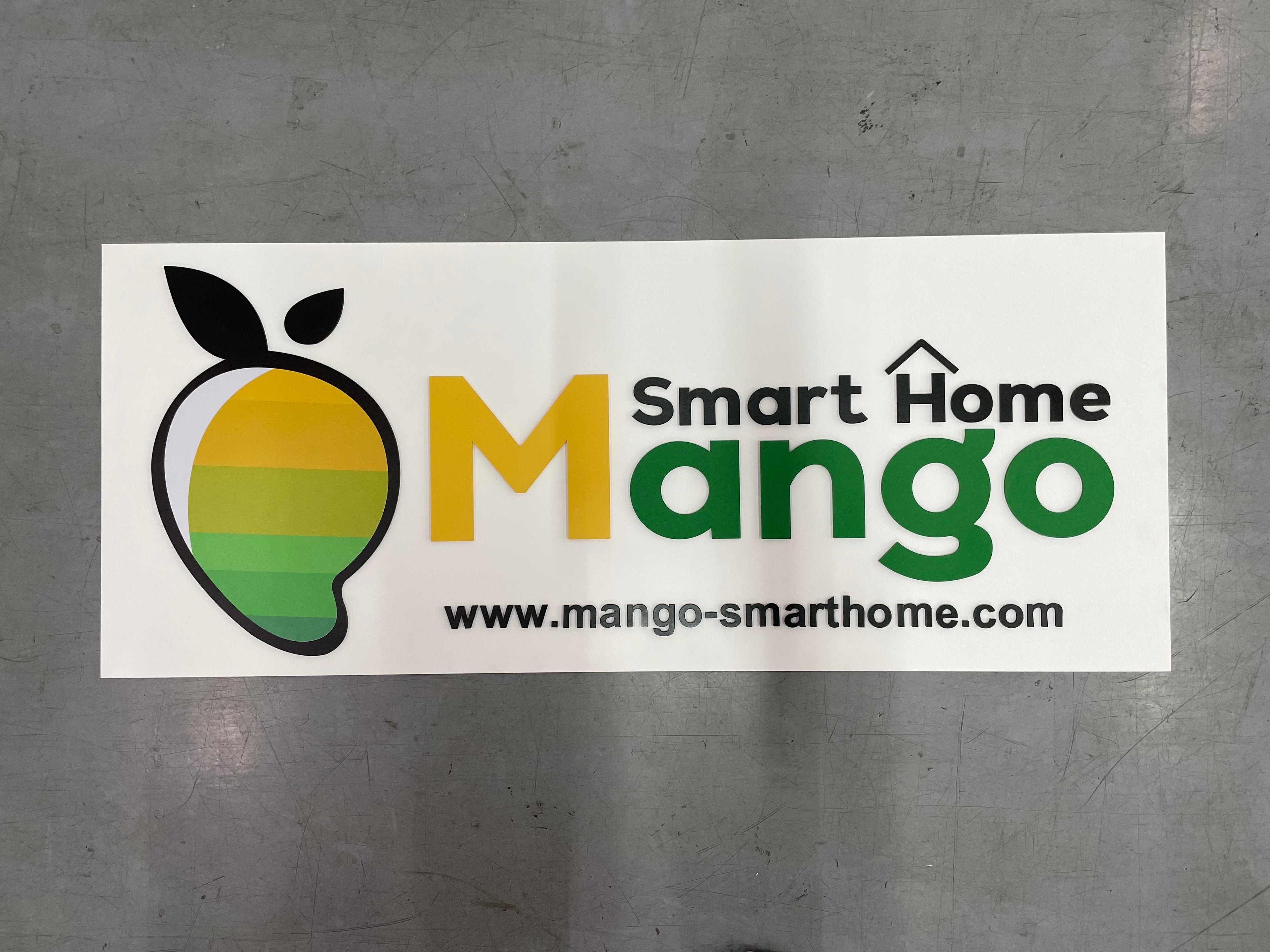 ป้ายอะคริลิคติดผนัง และอะคริลิคตัวอักษร พิมพ์คมชัด ดีไซน์หรูหรา เหมาะสำหรับป้ายบริษัท ร้านค้า และงานตกแต่งอาคาร