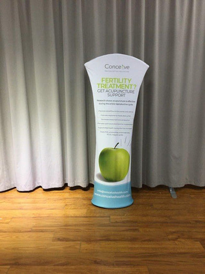 ป้ายตั้งพื้นแบบผ้า (Fabric Stand) ป้ายออกบูธ บูธแสดงสินค้า อุปกรณ์จัดนิทรรศการ ป้ายผ้า โฆษณาพิมพ์ลงผ้า