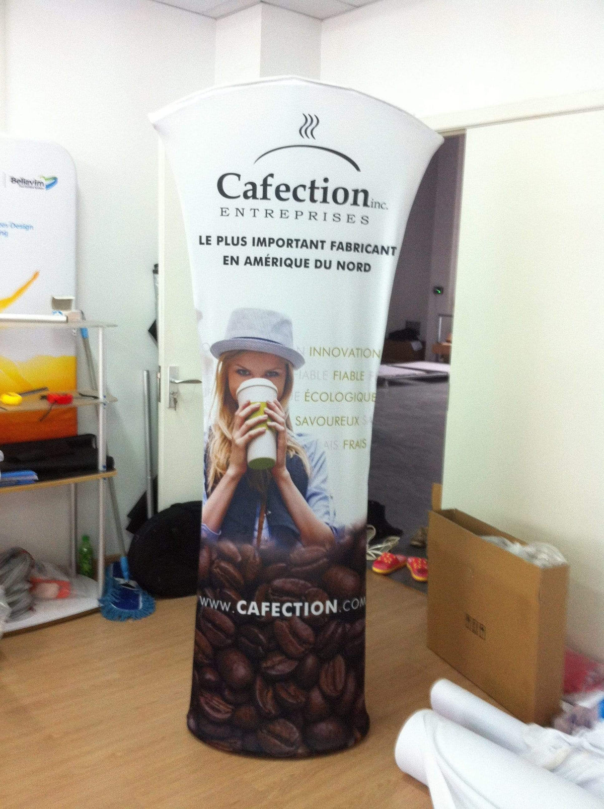 ป้ายตั้งพื้นแบบผ้า ป้ายผ้า อุปกรณ์จัดงานอีเว้นท์แบบผ้า บูธแสดงสินค้า น้ำหนักเบา ประกอบง่าย เคลื่อนย้ายสะดวก