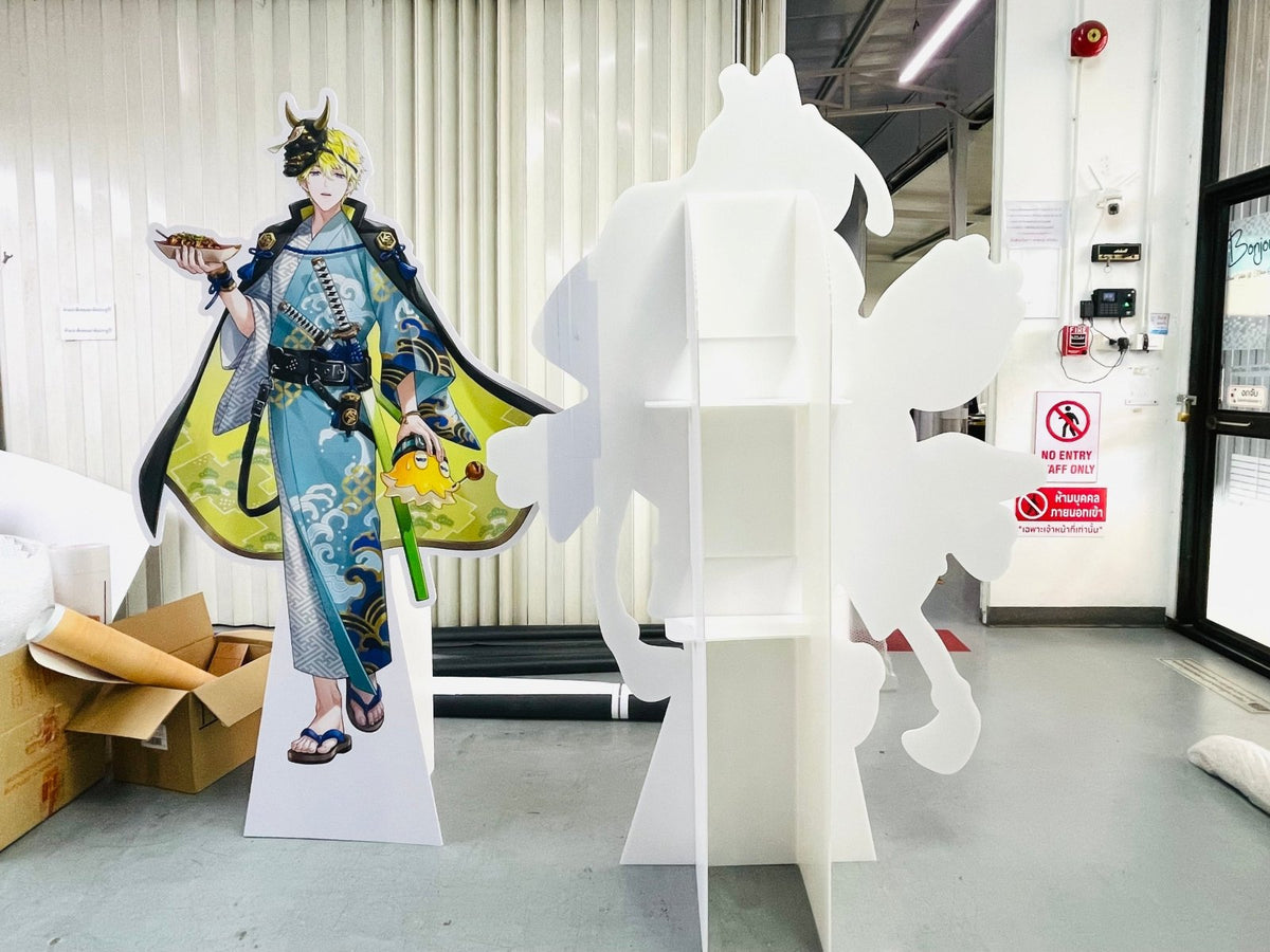 สแตนดี้อนิเมะ สแตนดี้การ์ตูน Standee Anime ดีไซน์สีสด คมชัด เหมาะสำหรับงานอีเวนต์ และร้านค้า