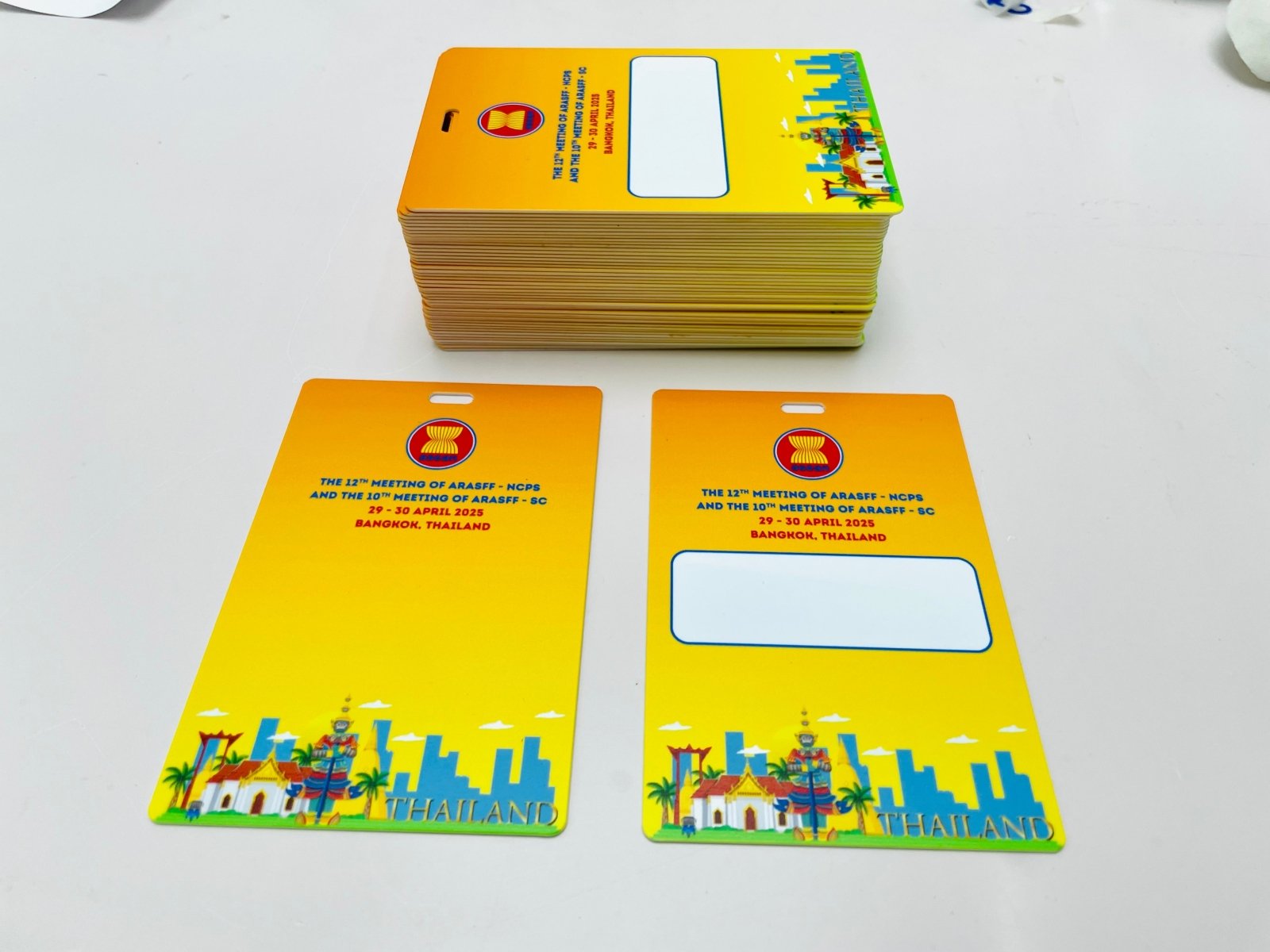 ป้ายห้อยคอ ป้ายคล้องคอ ป้ายชื่อพนักงาน ป้าย staff ดีไซน์ใช้งานสะดวก เหมาะสำหรับงานอีเวนต์และองค์กร