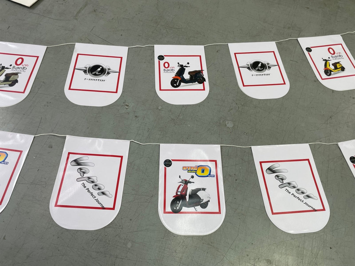 ธงราว Bunting Flag พิมพ์สีสดคมชัด น้ำหนักเบา แข็งแรง เหมาะสำหรับงานอีเวนต์ งานเทศกาล งานโปรโมชัน และตกแต่งหน้าร้าน